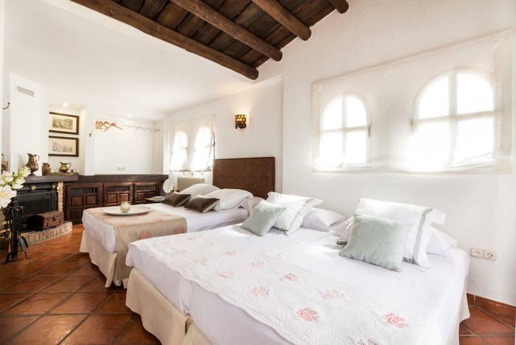 Ideal Para Grupos! Descubre Granada Villa Luaran gambar